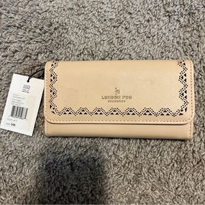 London Fog new with tag women’s wallet